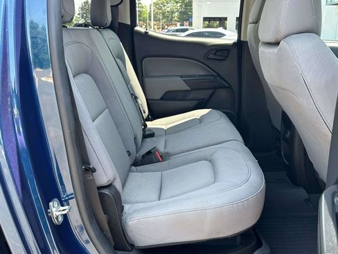 Used 2019 Chevrolet Colorado W/T w/ WT Convenience Package RWD image 7