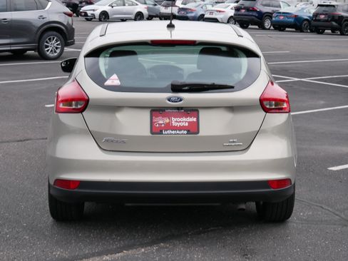 Used 2016 Ford Focus SE FWD image 6