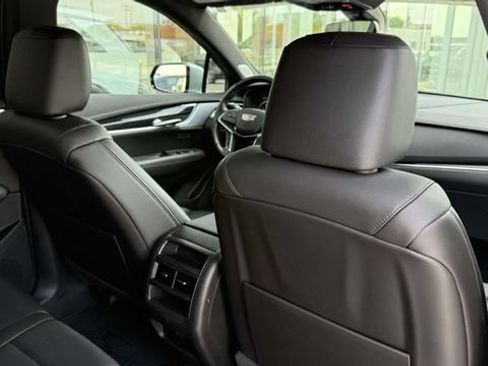 Certified 2023 Cadillac XT5 Premium Luxury AWD/4WD image 25
