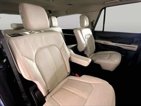Used 2019 Ford Expedition Max Platinum AWD/4WD image 20