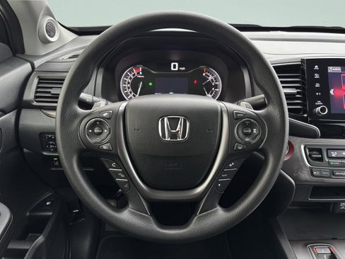 Certified 2023 Honda Ridgeline Sport image 16