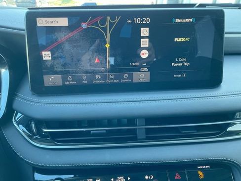 Used 2025 INFINITI QX60 Luxe AWD/4WD image 19