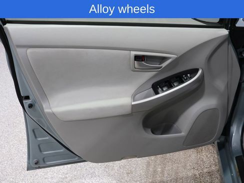 Used 2013 Toyota Prius Three image 12