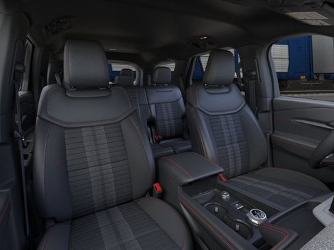 New 2026 Ford Explorer ST-Line w/ ST-Line Street Pack AWD/4WD image 10