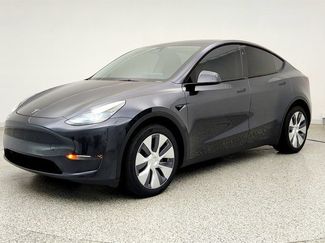 Used 2024 Tesla Model Y Long Range AWD/4WD video 1