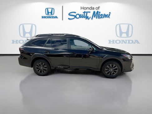 Used 2024 Subaru Outback Onyx Edition image 8