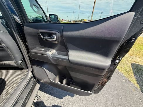 Used 2019 Toyota Tacoma TRD Pro image 20