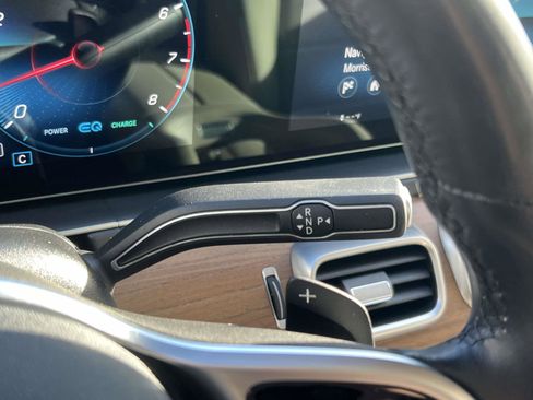 Certified 2022 Mercedes-Benz GLS 450 4MATIC image 22