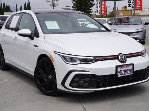 Used 2022 Volkswagen GTI SE FWD image 2