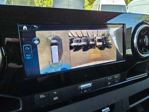 New 2025 Mercedes-Benz Sprinter 2500 image 23