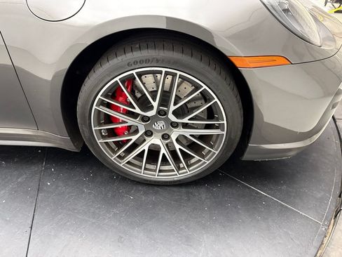 Certified 2022 Porsche 911 Turbo AWD/4WD image 17