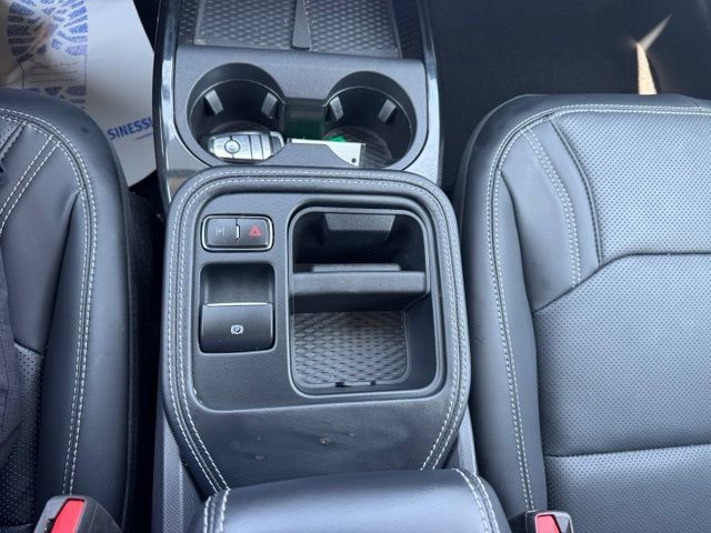 Used 2025 Ford Mustang Mach-E Premium AWD/4WD image 22