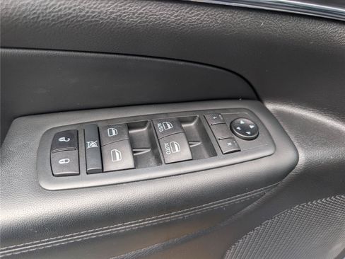 Used 2021 Jeep Grand Cherokee Limited w/ Premium Lighting Group AWD/4WD image 21