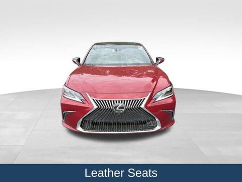 Used 2019 Lexus ES 350 Ultra Luxury w/ Accessory Package 2 FWD image 3