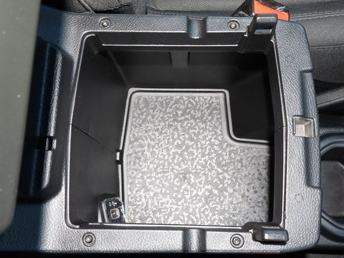 Used 2021 Jeep Wrangler Unlimited Sport AWD/4WD image 28