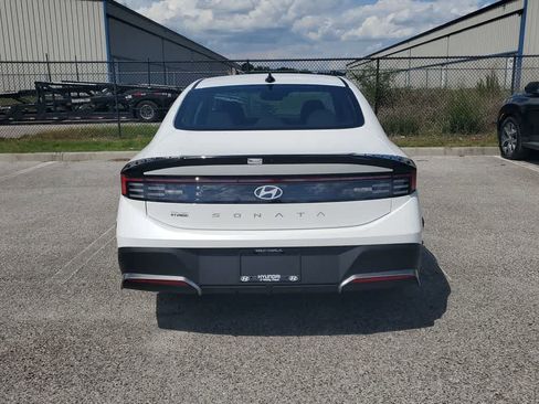 New 2026 Hyundai Sonata SE FWD image 9