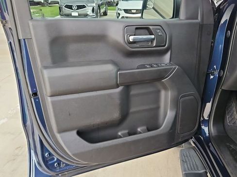 Used 2020 Chevrolet Silverado 1500 Custom w/ Custom Value Package image 19