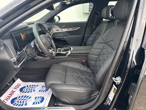 Used 2024 BMW 740i xDrive 740i xDrive image 8