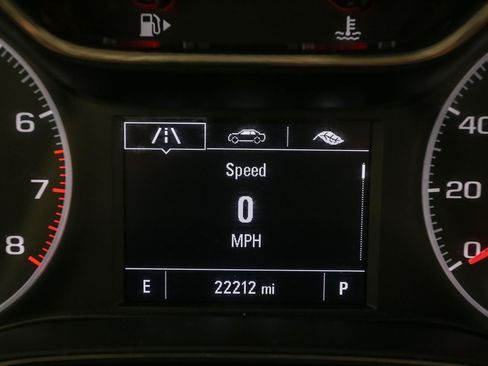 Used 2019 Chevrolet Cruze LT FWD image 33