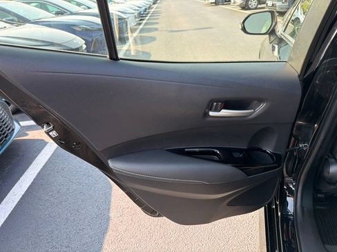 Used 2025 Toyota Corolla SE FWD image 17