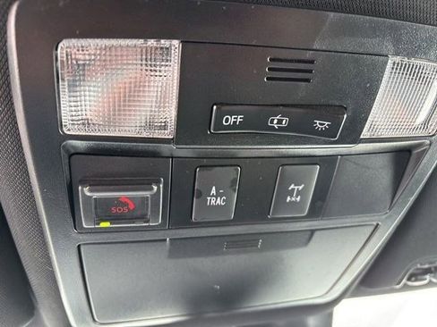 Used 2020 Toyota Tacoma TRD Off-Road image 26