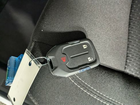 Certified 2024 GMC Terrain SLE image 32