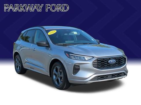 Used 2023 Ford Escape ST-Line w/ Tech Pack #1 FWD image 7