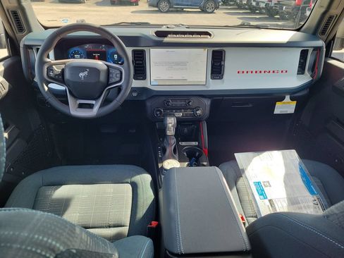New 2026 Ford Bronco Heritage Edition AWD/4WD image 13