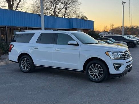 Used 2019 Ford Expedition Max Limited image 8