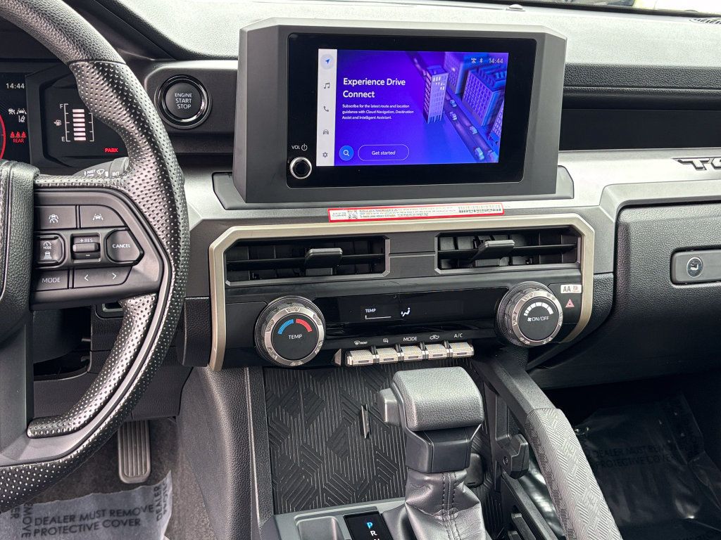 Certified 2025 Toyota Tacoma SR5 AWD/4WD image 22