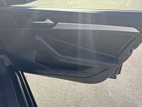 Used 2025 Volkswagen Jetta Sport image 36