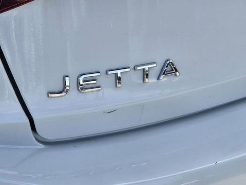 Certified 2024 Volkswagen Jetta SEL FWD image 11