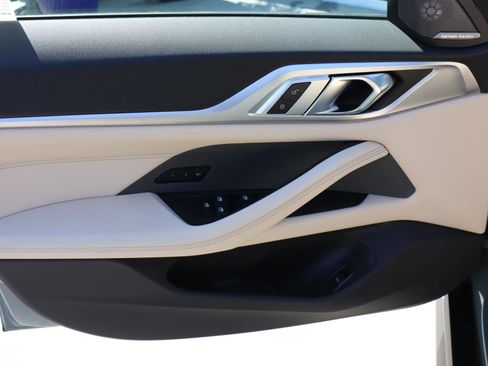 Used 2025 BMW 440i xDrive w/ Premium Package image 16