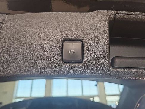 Used 2023 Ford Escape Active AWD/4WD image 29