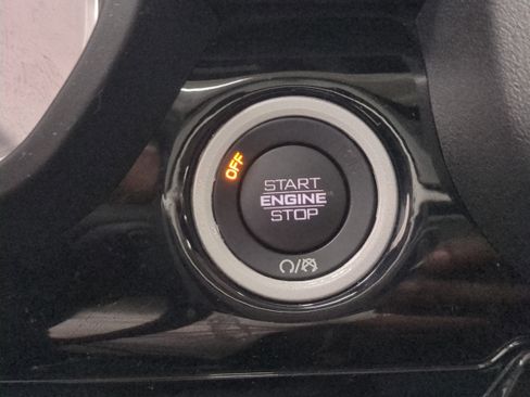 Certified 2025 RAM 1500 Laramie w/ Night Edition image 30