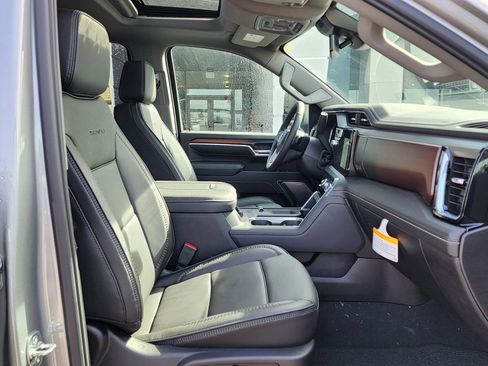 New 2026 GMC Sierra 3500 Denali w/ LPO, Black Badging Package image 41