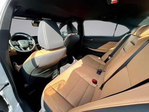 New 2026 Lexus IS 350 F Sport RWD image 9