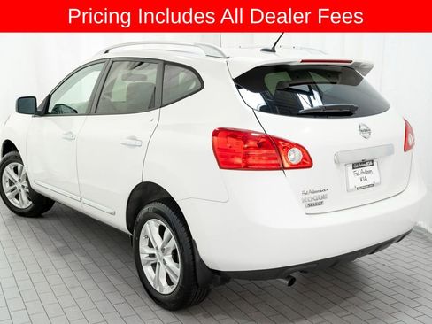 Used 2015 Nissan Rogue S w/ Convenience Package FWD image 3