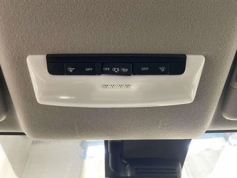 New 2025 Nissan Versa SV w/ Trunk Package image 13