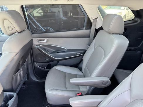 Used 2017 Hyundai Santa Fe Limited w/ Cargo Package FWD image 35