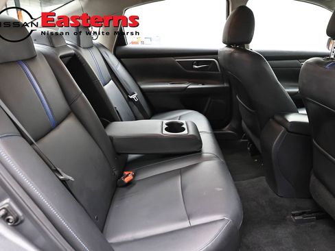 Used 2018 Nissan Altima 2.5 SR w/ SR Midnight Edition image 23