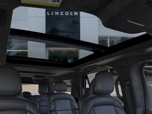 New 2025 Lincoln Navigator L Black Label image 22