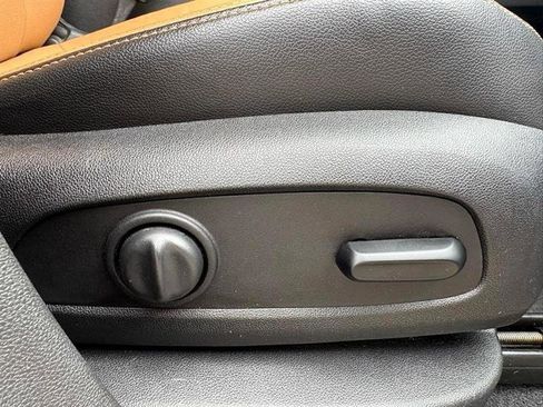 Used 2021 GMC Terrain SLT w/ Infotainment Package II image 39