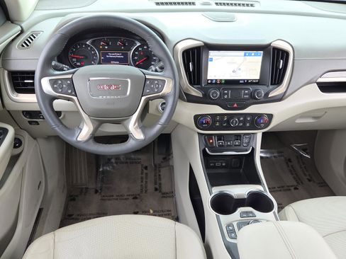 Used 2019 GMC Terrain Denali w/ Advanced Safety Package image 27