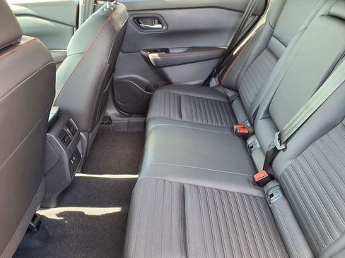 New 2026 Nissan Rogue SV AWD/4WD image 10