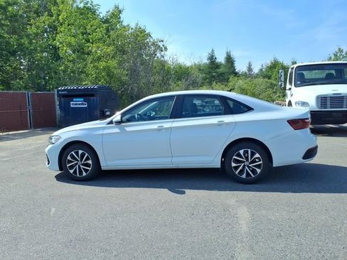 Used 2024 Volkswagen Jetta S FWD image 8