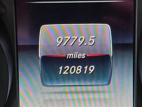 Used 2015 Mercedes-Benz C 300 4MATIC Sedan image 18