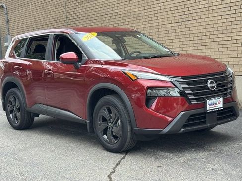 Used 2026 Nissan Rogue SV AWD/4WD image 4