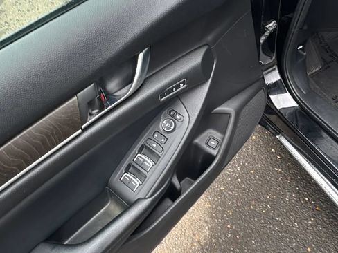 Used 2018 Honda Accord EX-L image 10