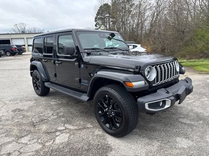 Used 2025 Jeep Wrangler Sahara